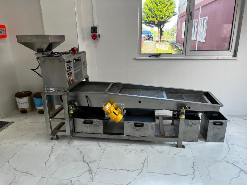 Sorting and screening line